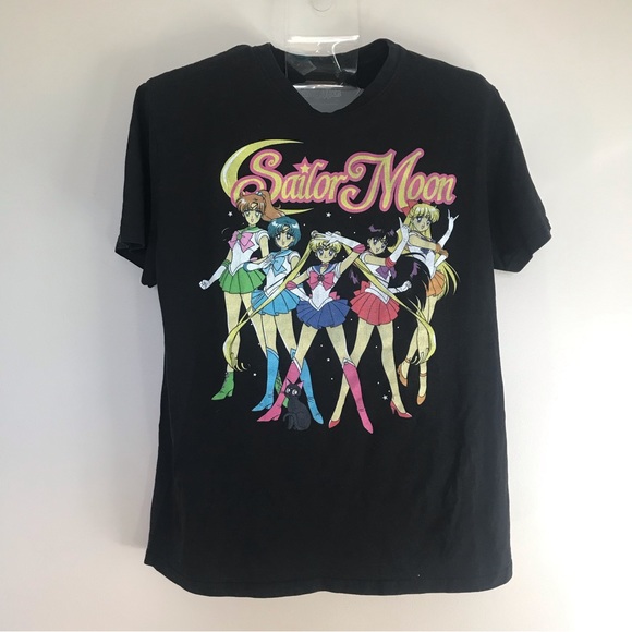 Sailor Moon Tops - Sailor Moon medium t-shirt graphic